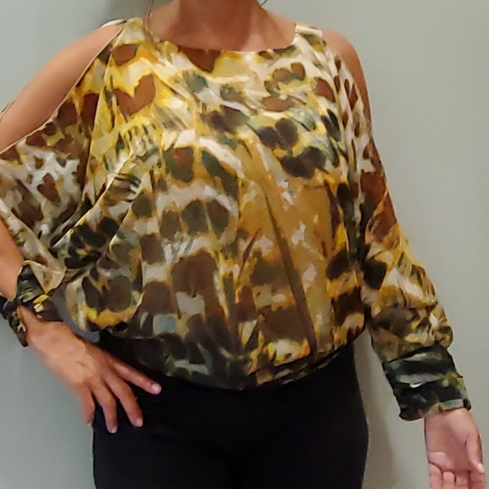 Jessica Simpson top